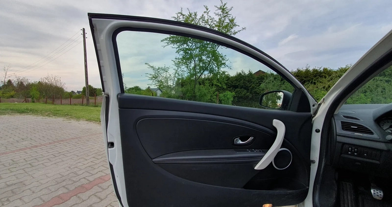 Renault Megane cena 26000 przebieg: 168780, rok produkcji 2011 z Golczewo małe 191
